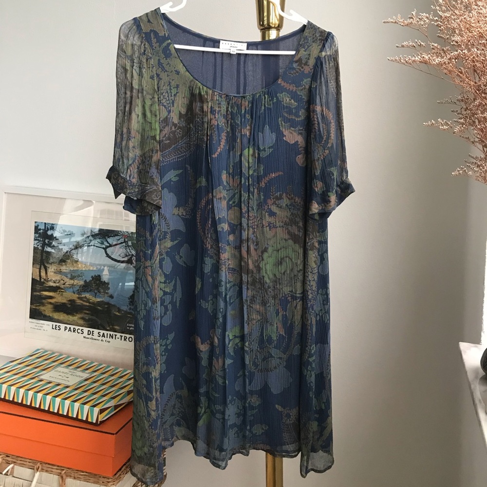 Dress brand essentiel, size 40, silk